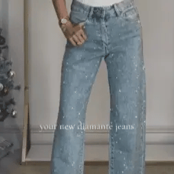 JEANS DE PIERNA RECTA DE TALLE ALTO CON DIAMANTE